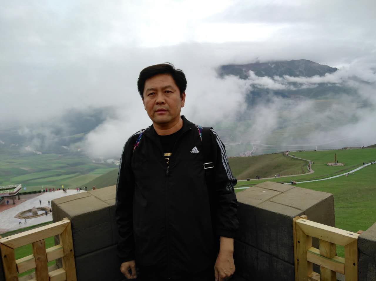 画家书法家杨新田个人艺术简介,杨新田画家简介,杨新田作品价格,杨新田个人简介,杨新田艺术作品,书法家杨新田简介,画家杨新田简介