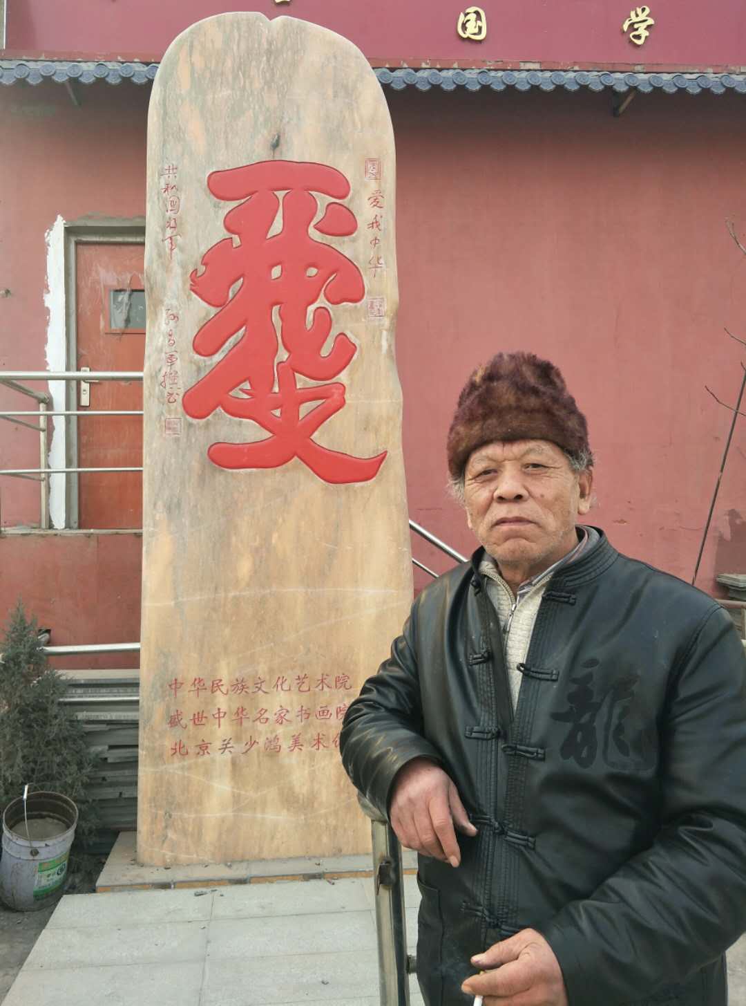 画家书法家关少鸿个人艺术简介,关少鸿画家简介,关少鸿作品价格,关少鸿个人简介,关少鸿艺术作品,书法家关少鸿简介,画家关少鸿简介