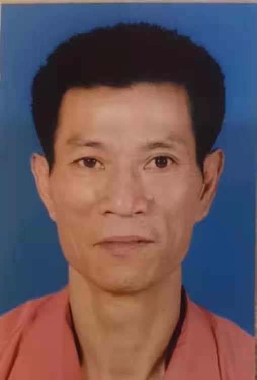 画家书法家何志华个人艺术简介,何志华画家简介,何志华作品价格,何志华个人简介,何志华艺术作品,书法家何志华简介,画家何志华简介