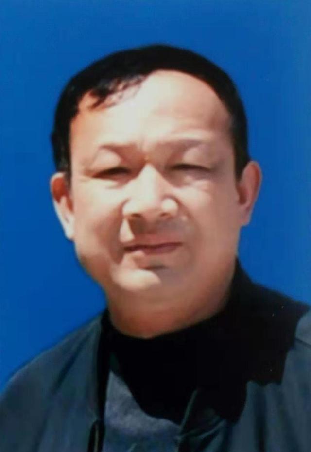 画家书法家吴坚远个人艺术简介,吴坚远画家简介,吴坚远作品价格,吴坚远个人简介,吴坚远艺术作品,书法家吴坚远简介,画家吴坚远简介