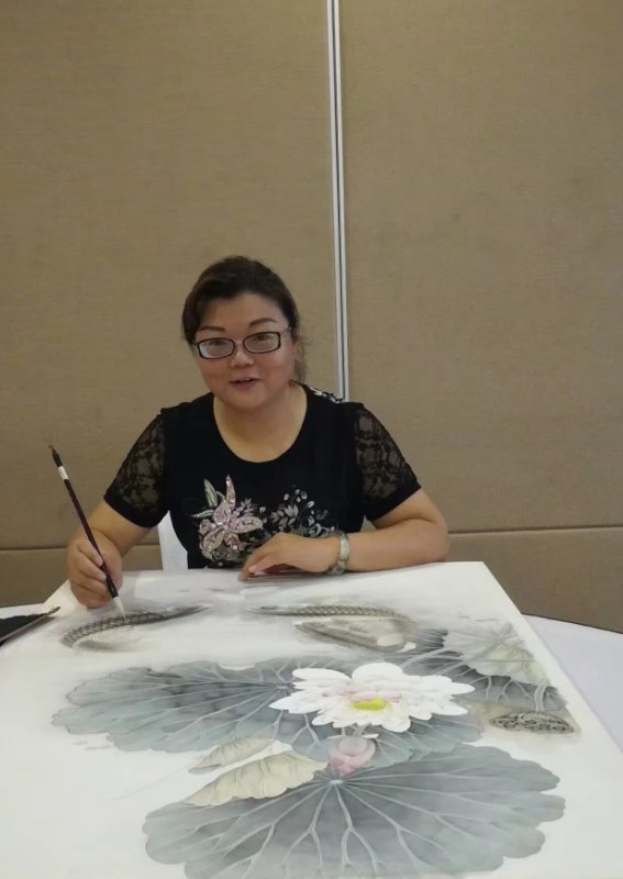 画家书法家武艳琴个人艺术简介,武艳琴画家简介,武艳琴作品价格,武艳琴个人简介,武艳琴艺术作品,书法家武艳琴简介,画家武艳琴简介