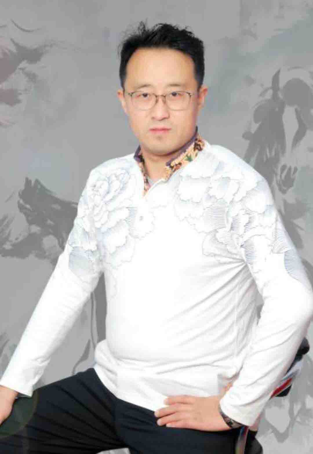 画家书法家季登明个人艺术简介,季登明画家简介,季登明作品价格,季登明个人简介,季登明艺术作品,书法家季登明简介,画家季登明简介