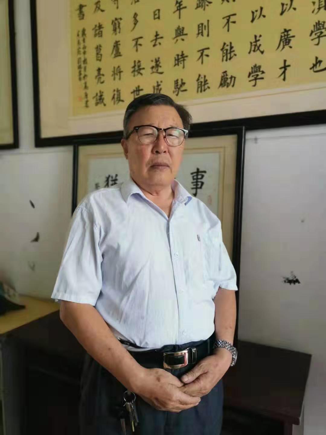 画家书法家刘瑞华个人艺术简介,刘瑞华画家简介,刘瑞华作品价格,刘瑞华个人简介,刘瑞华艺术作品,书法家刘瑞华简介,画家刘瑞华简介