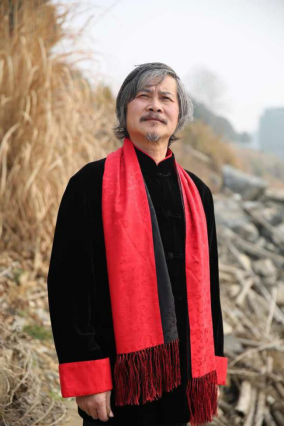 画家书法家余工个人艺术简介,余工画家简介,余工作品价格,余工个人简介,余工艺术作品,书法家余工简介,画家余工简介