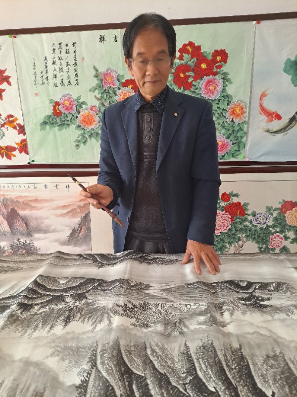 画家书法家王学泰个人艺术简介,王学泰画家简介,王学泰作品价格,王学泰个人简介,王学泰艺术作品,书法家王学泰简介,画家王学泰简介
