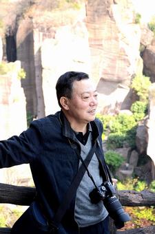 画家书法家杨首平个人艺术简介,杨首平画家简介,杨首平作品价格,杨首平个人简介,杨首平艺术作品,书法家杨首平简介,画家杨首平简介