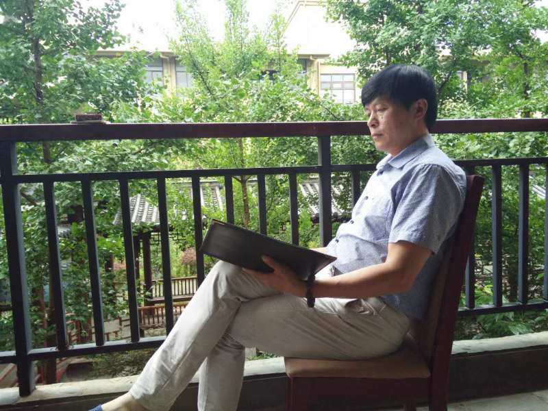 画家书法家汪平个人艺术简介,汪平画家简介,汪平作品价格,汪平个人简介,汪平艺术作品,书法家汪平简介,画家汪平简介