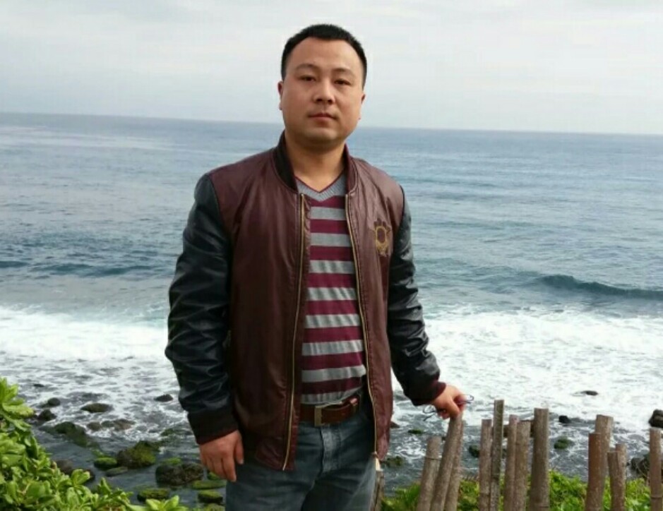 画家书法家杨峰个人艺术简介,杨峰画家简介,杨峰作品价格,杨峰个人简介,杨峰艺术作品,书法家杨峰简介,画家杨峰简介