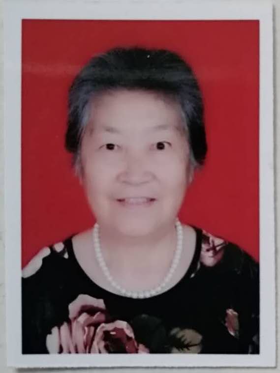 画家书法家滕以荣个人艺术简介,滕以荣画家简介,滕以荣作品价格,滕以荣个人简介,滕以荣艺术作品,书法家滕以荣简介,画家滕以荣简介