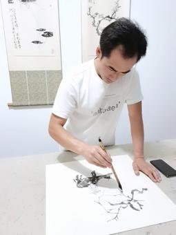 画家书法家何龙个人艺术简介,何龙画家简介,何龙作品价格,何龙个人简介,何龙艺术作品,书法家何龙简介,画家何龙简介