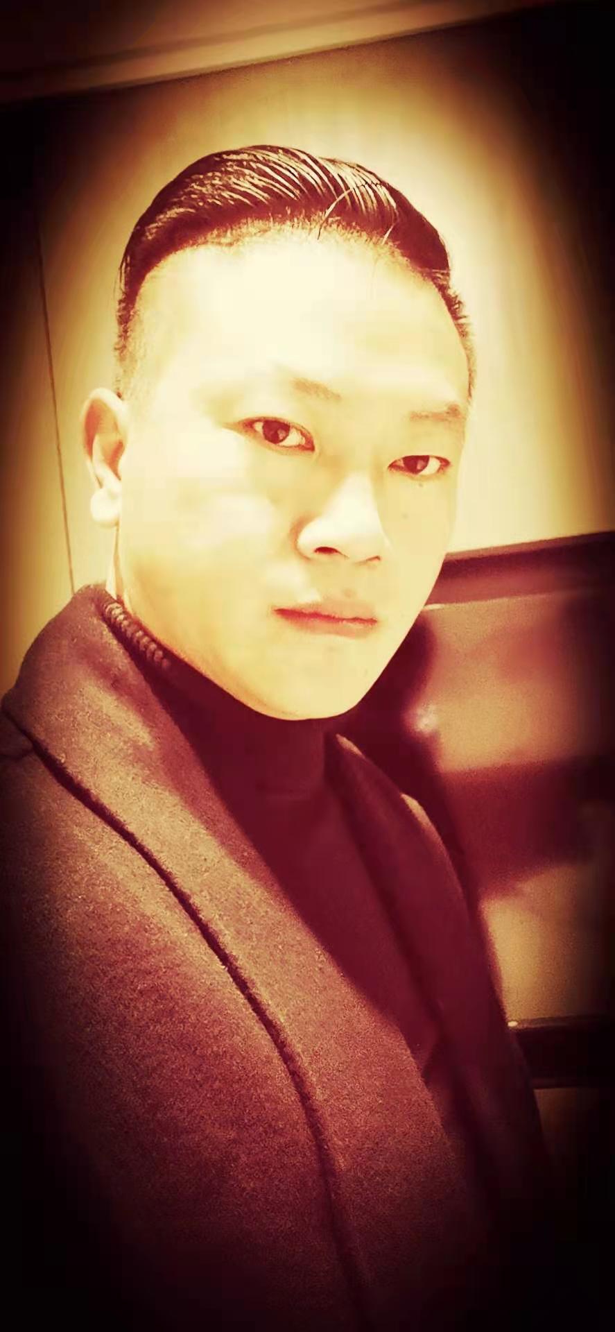 画家书法家高涛个人艺术简介,高涛画家简介,高涛作品价格,高涛个人简介,高涛艺术作品,书法家高涛简介,画家高涛简介