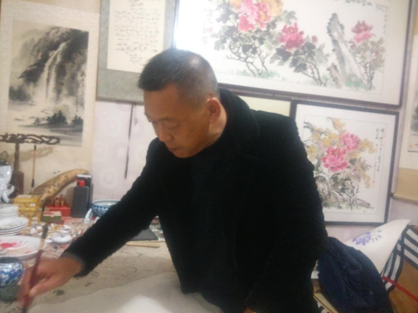 画家书法家李亚滨个人艺术简介,李亚滨画家简介,李亚滨作品价格,李亚滨个人简介,李亚滨艺术作品,书法家李亚滨简介,画家李亚滨简介
