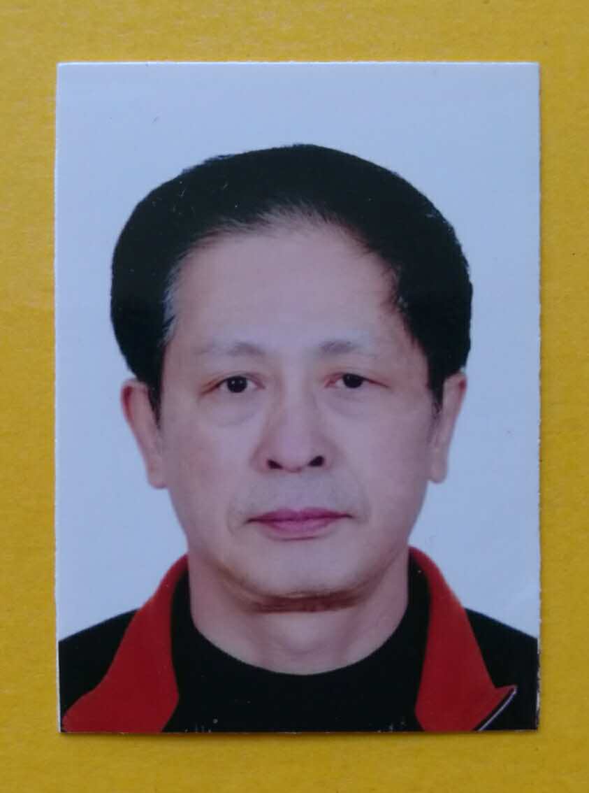 画家书法家陈鸿中个人艺术简介,陈鸿中画家简介,陈鸿中作品价格,陈鸿中个人简介,陈鸿中艺术作品,书法家陈鸿中简介,画家陈鸿中简介