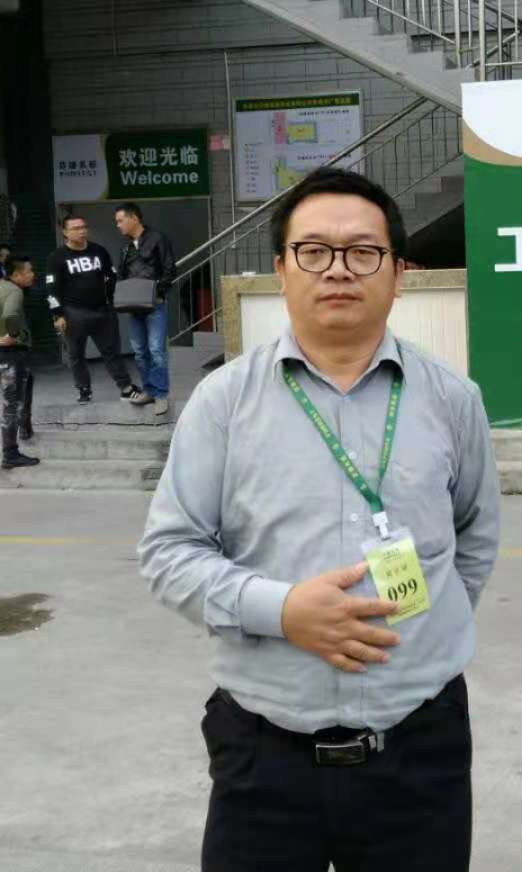 画家书法家刘正凡个人艺术简介,刘正凡画家简介,刘正凡作品价格,刘正凡个人简介,刘正凡艺术作品,书法家刘正凡简介,画家刘正凡简介