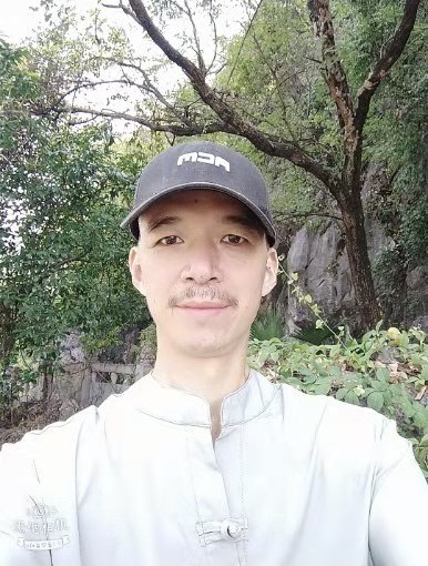 画家书法家阳迩个人艺术简介,阳迩画家简介,阳迩作品价格,阳迩个人简介,阳迩艺术作品,书法家阳迩简介,画家阳迩简介