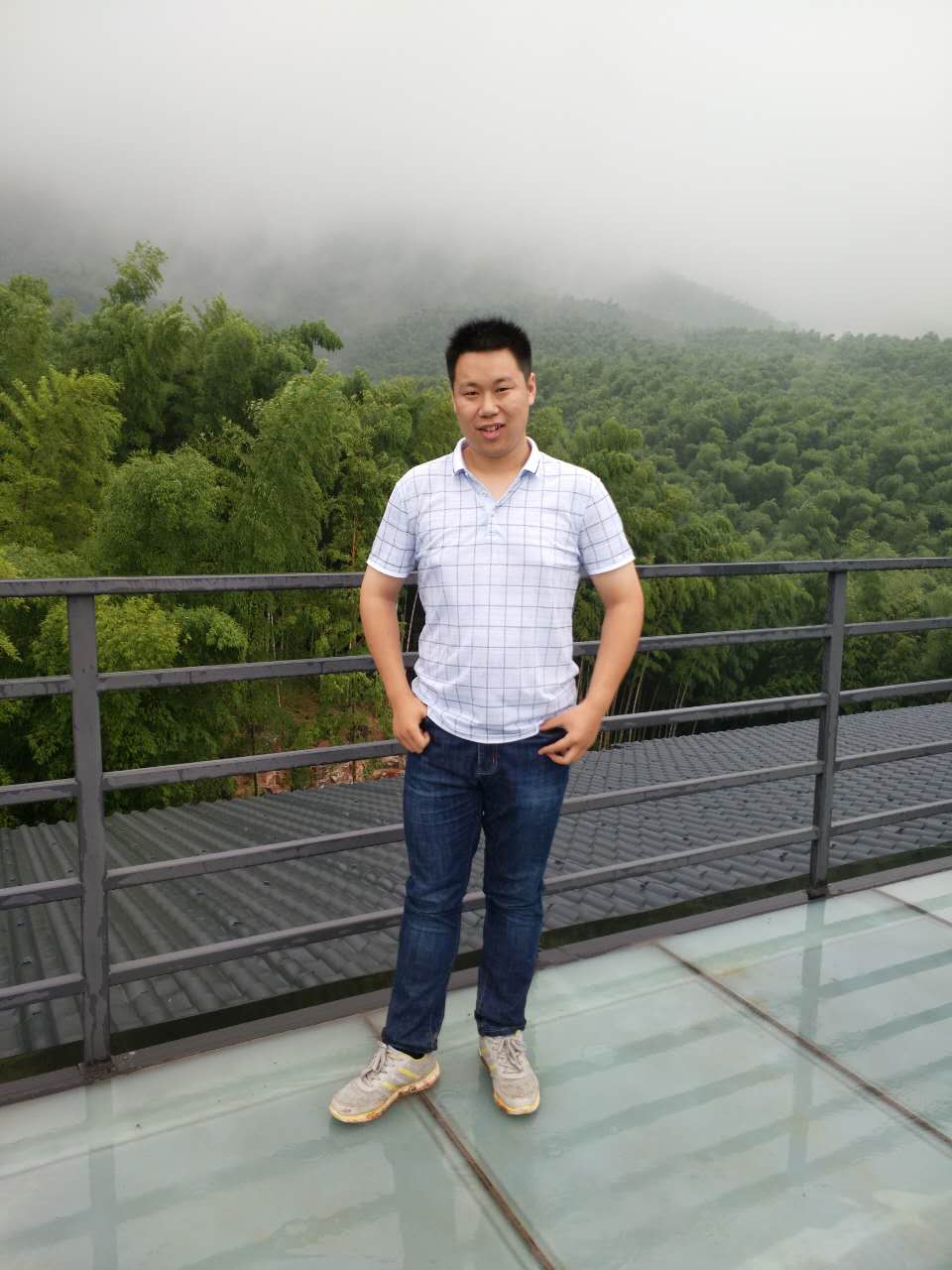 画家书法家李彬个人艺术简介,李彬画家简介,李彬作品价格,李彬个人简介,李彬艺术作品,书法家李彬简介,画家李彬简介