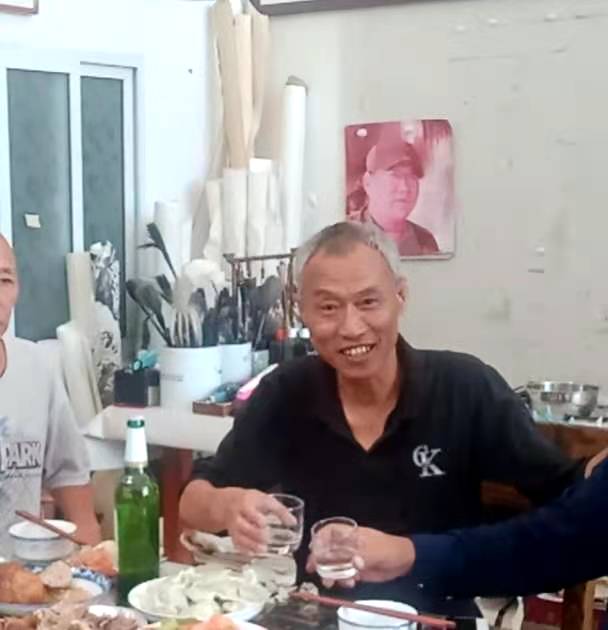 画家书法家  周军个人艺术简介,  周军画家简介,  周军作品价格,  周军个人简介,  周军艺术作品,书法家  周军简介,画家  周军简介