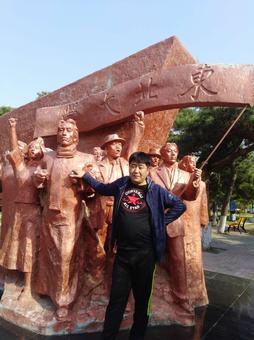 画家书法家张良个人艺术简介,张良画家简介,张良作品价格,张良个人简介,张良艺术作品,书法家张良简介,画家张良简介