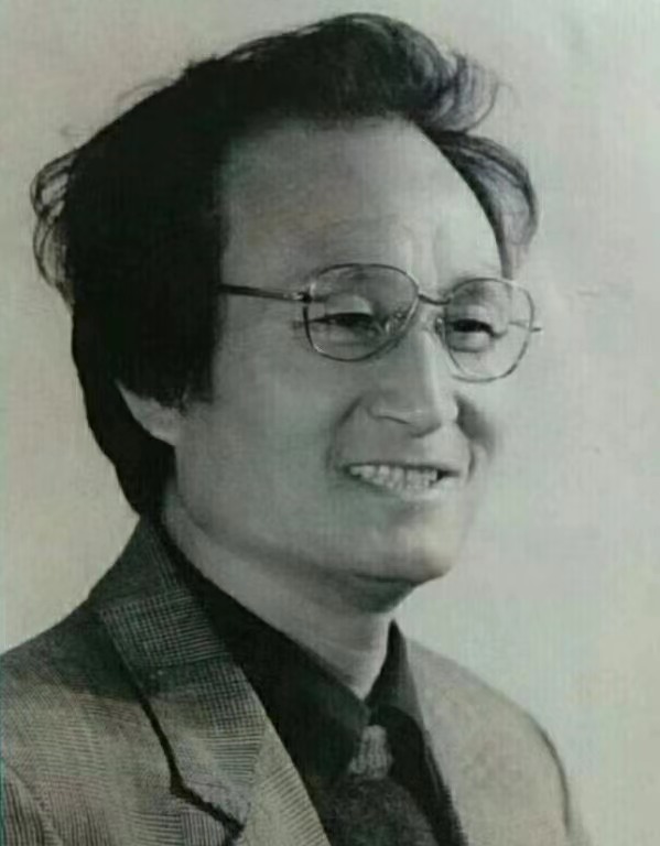 画家书法家何漫道个人艺术简介,何漫道画家简介,何漫道作品价格,何漫道个人简介,何漫道艺术作品,书法家何漫道简介,画家何漫道简介