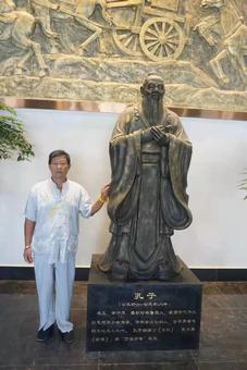 画家书法家樊庆苍个人艺术简介,樊庆苍画家简介,樊庆苍作品价格,樊庆苍个人简介,樊庆苍艺术作品,书法家樊庆苍简介,画家樊庆苍简介