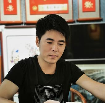 画家书法家陈震个人艺术简介,陈震画家简介,陈震作品价格,陈震个人简介,陈震艺术作品,书法家陈震简介,画家陈震简介