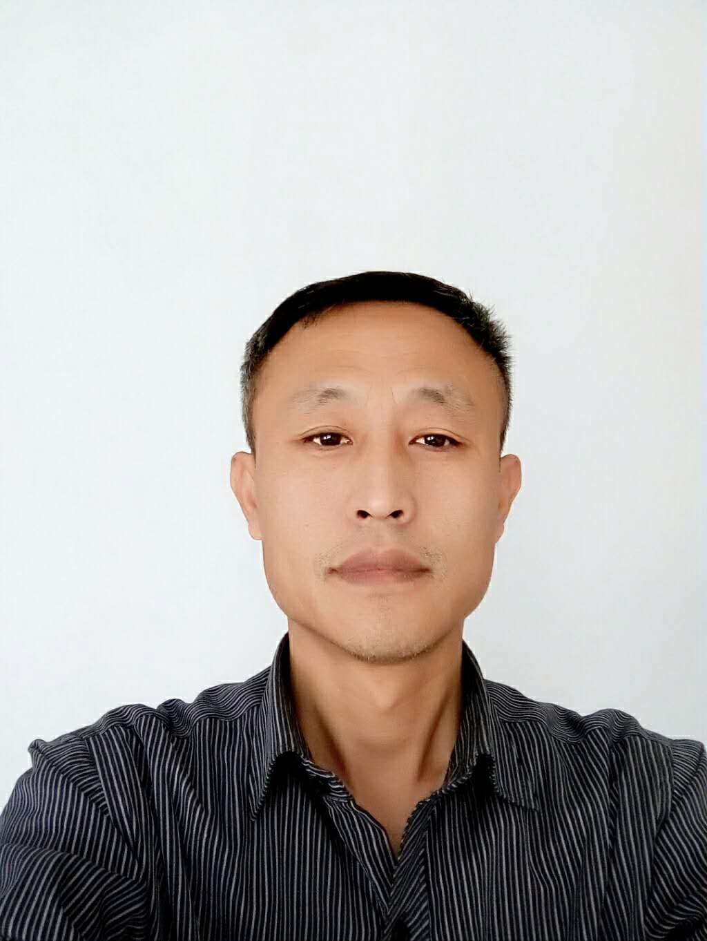 画家书法家李晓亮个人艺术简介,李晓亮画家简介,李晓亮作品价格,李晓亮个人简介,李晓亮艺术作品,书法家李晓亮简介,画家李晓亮简介