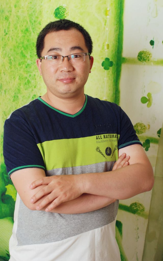 画家书法家于永强个人艺术简介,于永强画家简介,于永强作品价格,于永强个人简介,于永强艺术作品,书法家于永强简介,画家于永强简介