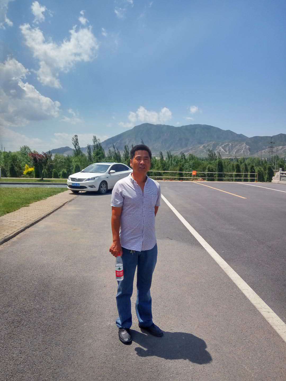 画家书法家钱荣军个人艺术简介,钱荣军画家简介,钱荣军作品价格,钱荣军个人简介,钱荣军艺术作品,书法家钱荣军简介,画家钱荣军简介