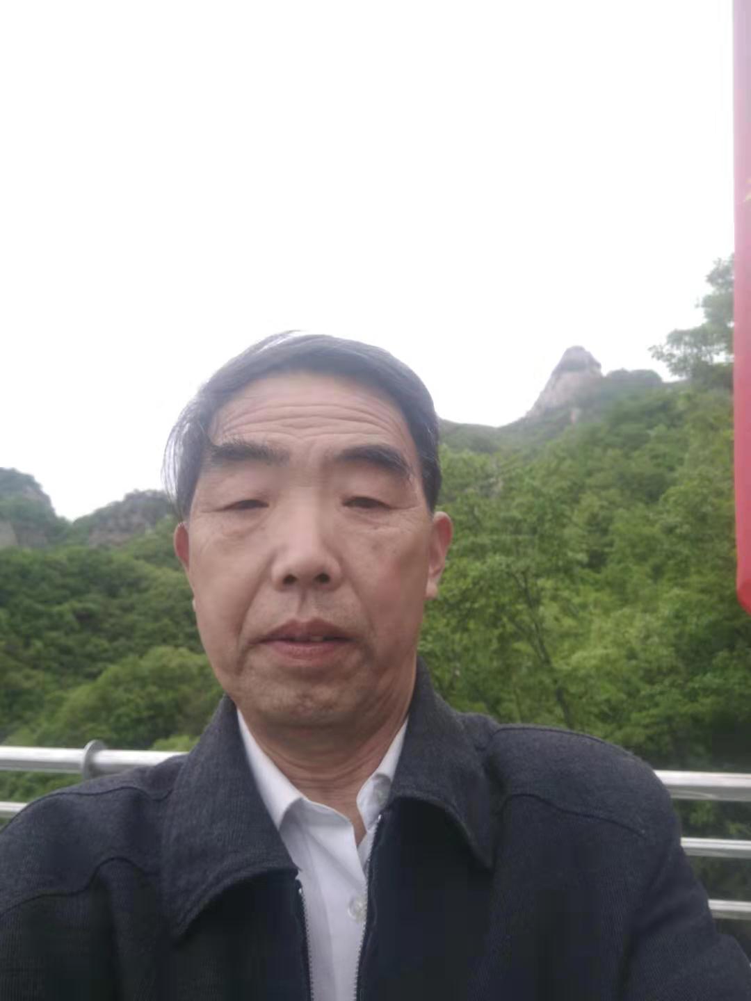 画家书法家周忠敏个人艺术简介,周忠敏画家简介,周忠敏作品价格,周忠敏个人简介,周忠敏艺术作品,书法家周忠敏简介,画家周忠敏简介