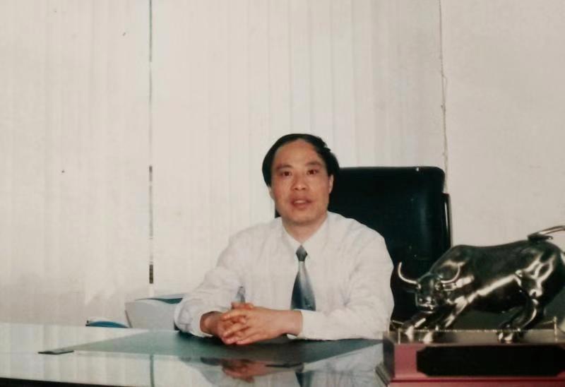 画家书法家李跃山个人艺术简介,李跃山画家简介,李跃山作品价格,李跃山个人简介,李跃山艺术作品,书法家李跃山简介,画家李跃山简介