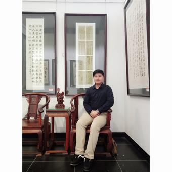 画家书法家周挺个人艺术简介,周挺画家简介,周挺作品价格,周挺个人简介,周挺艺术作品,书法家周挺简介,画家周挺简介