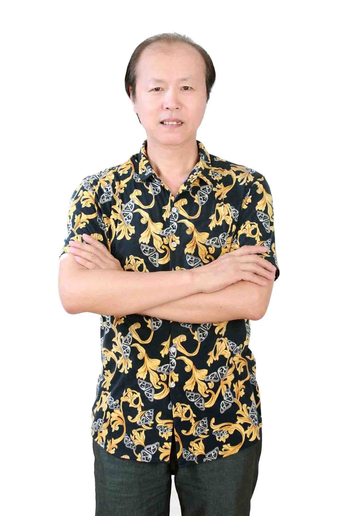 画家书法家崔维国个人艺术简介,崔维国画家简介,崔维国作品价格,崔维国个人简介,崔维国艺术作品,书法家崔维国简介,画家崔维国简介