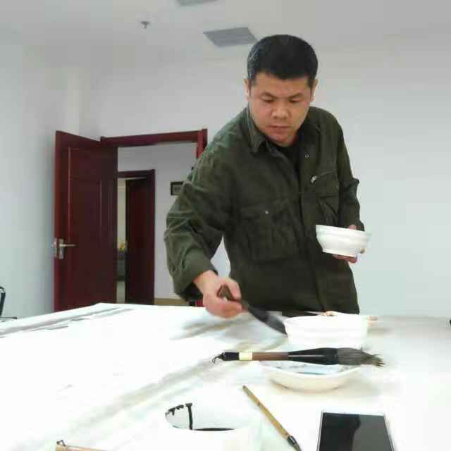 画家书法家严陵河人个人艺术简介,严陵河人画家简介,严陵河人作品价格,严陵河人个人简介,严陵河人艺术作品,书法家严陵河人简介,画家严陵河人简介