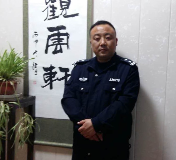 画家书法家王玮个人艺术简介,王玮画家简介,王玮作品价格,王玮个人简介,王玮艺术作品,书法家王玮简介,画家王玮简介
