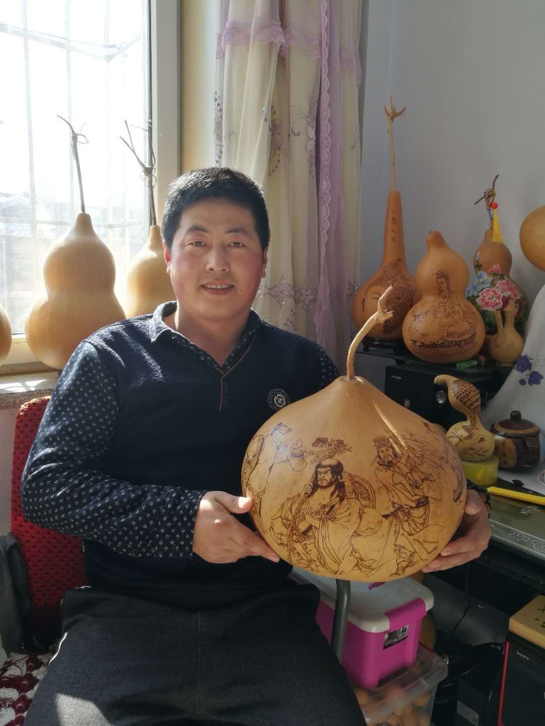 画家书法家王九州个人艺术简介,王九州画家简介,王九州作品价格,王九州个人简介,王九州艺术作品,书法家王九州简介,画家王九州简介