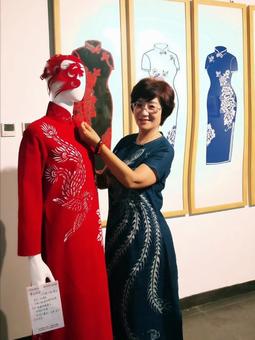 画家书法家李秀霞个人艺术简介,李秀霞画家简介,李秀霞作品价格,李秀霞个人简介,李秀霞艺术作品,书法家李秀霞简介,画家李秀霞简介