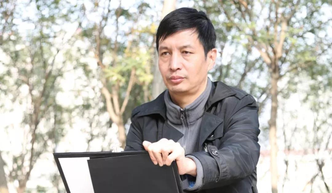 画家书法家丁广义个人艺术简介,丁广义画家简介,丁广义作品价格,丁广义个人简介,丁广义艺术作品,书法家丁广义简介,画家丁广义简介