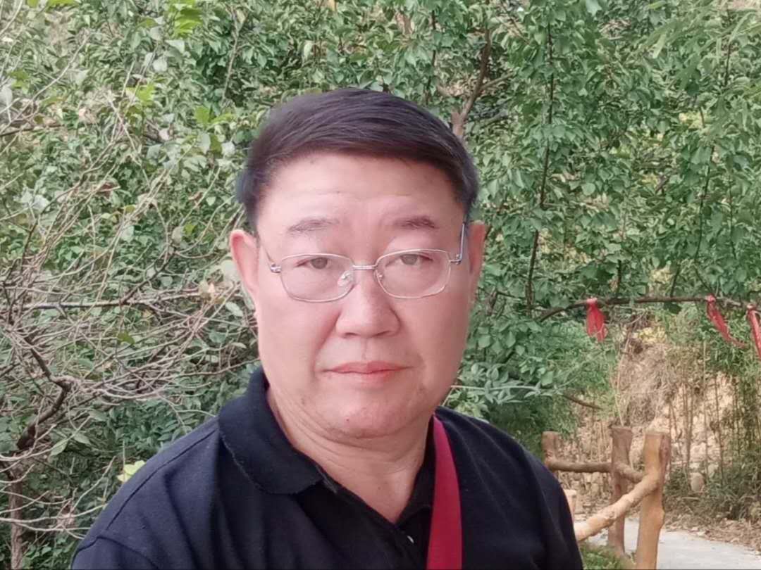画家书法家王泽强个人艺术简介,王泽强画家简介,王泽强作品价格,王泽强个人简介,王泽强艺术作品,书法家王泽强简介,画家王泽强简介