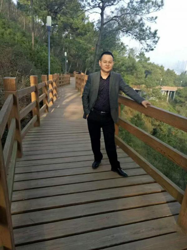 画家书法家杨万兵个人艺术简介,杨万兵画家简介,杨万兵作品价格,杨万兵个人简介,杨万兵艺术作品,书法家杨万兵简介,画家杨万兵简介