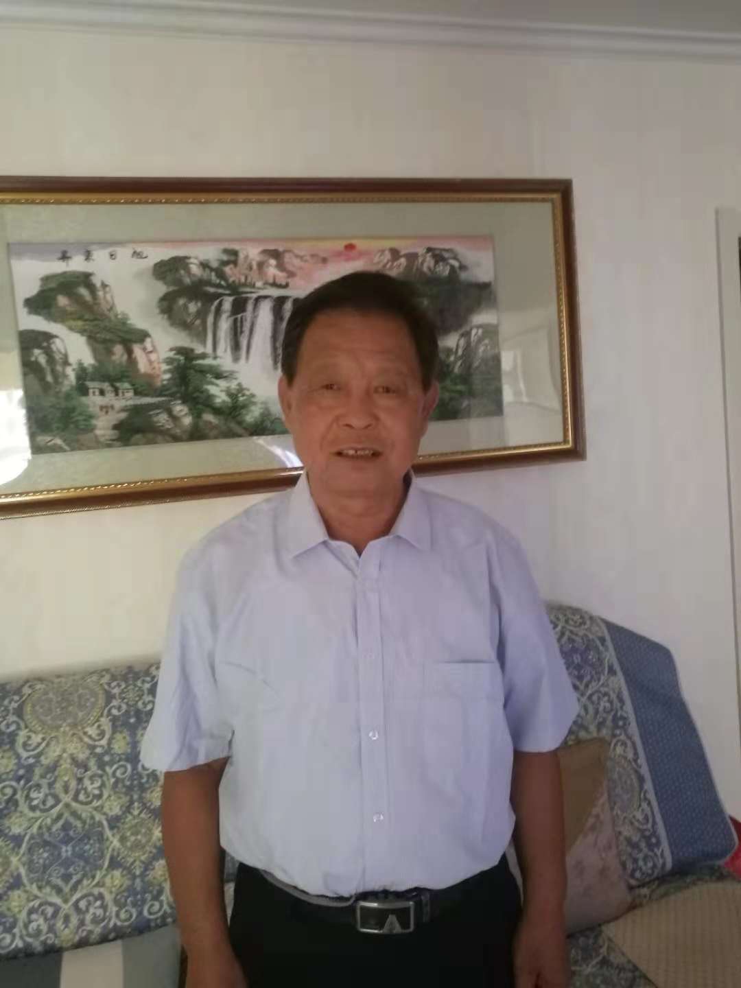 画家书法家史洪起个人艺术简介,史洪起画家简介,史洪起作品价格,史洪起个人简介,史洪起艺术作品,书法家史洪起简介,画家史洪起简介