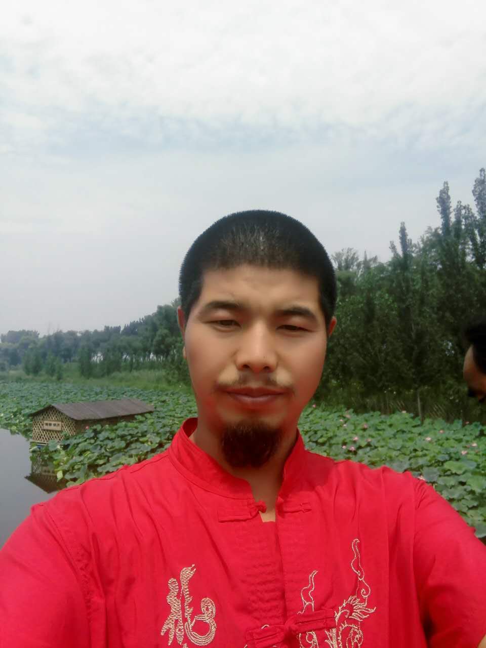 画家书法家赵红旗个人艺术简介,赵红旗画家简介,赵红旗作品价格,赵红旗个人简介,赵红旗艺术作品,书法家赵红旗简介,画家赵红旗简介