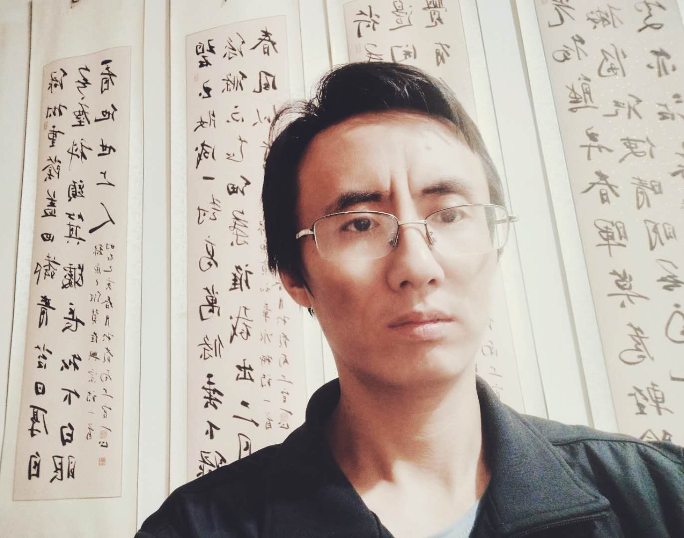 画家书法家秦小锋个人艺术简介,秦小锋画家简介,秦小锋作品价格,秦小锋个人简介,秦小锋艺术作品,书法家秦小锋简介,画家秦小锋简介