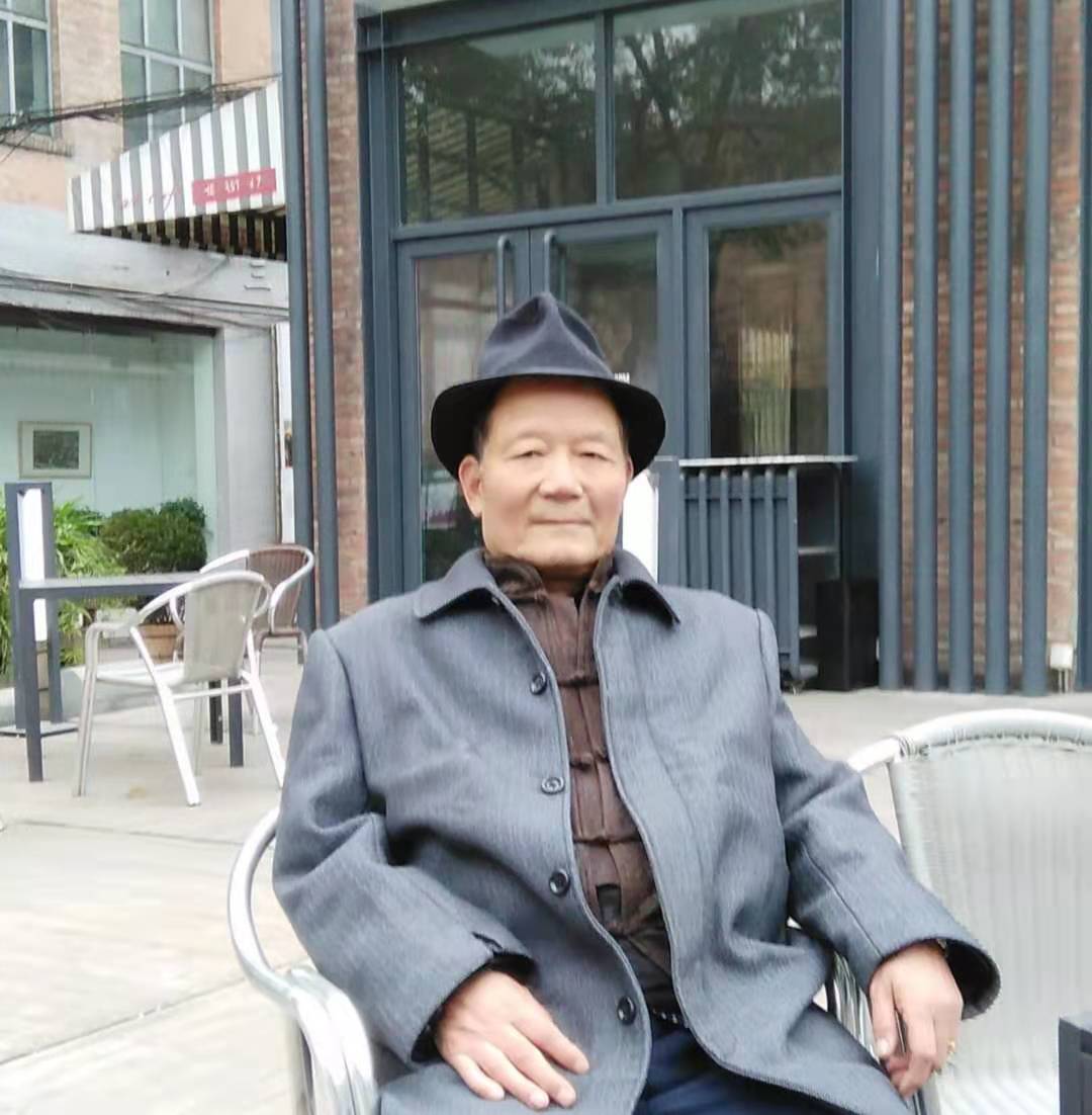 画家书法家于水超个人艺术简介,于水超画家简介,于水超作品价格,于水超个人简介,于水超艺术作品,书法家于水超简介,画家于水超简介