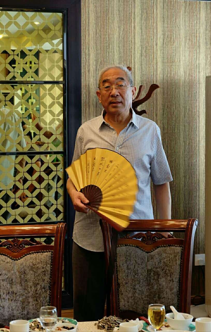 画家书法家王华个人艺术简介,王华画家简介,王华作品价格,王华个人简介,王华艺术作品,书法家王华简介,画家王华简介