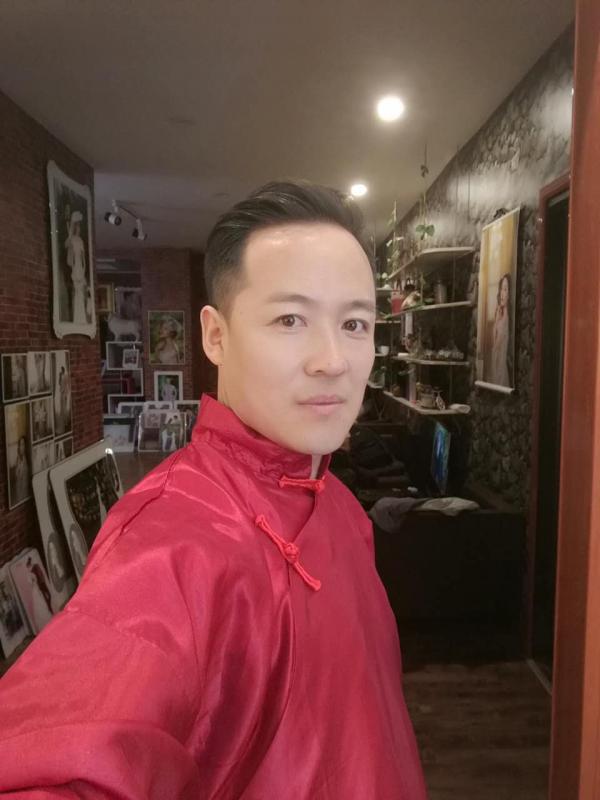 画家书法家雷延宏个人艺术简介,雷延宏画家简介,雷延宏作品价格,雷延宏个人简介,雷延宏艺术作品,书法家雷延宏简介,画家雷延宏简介