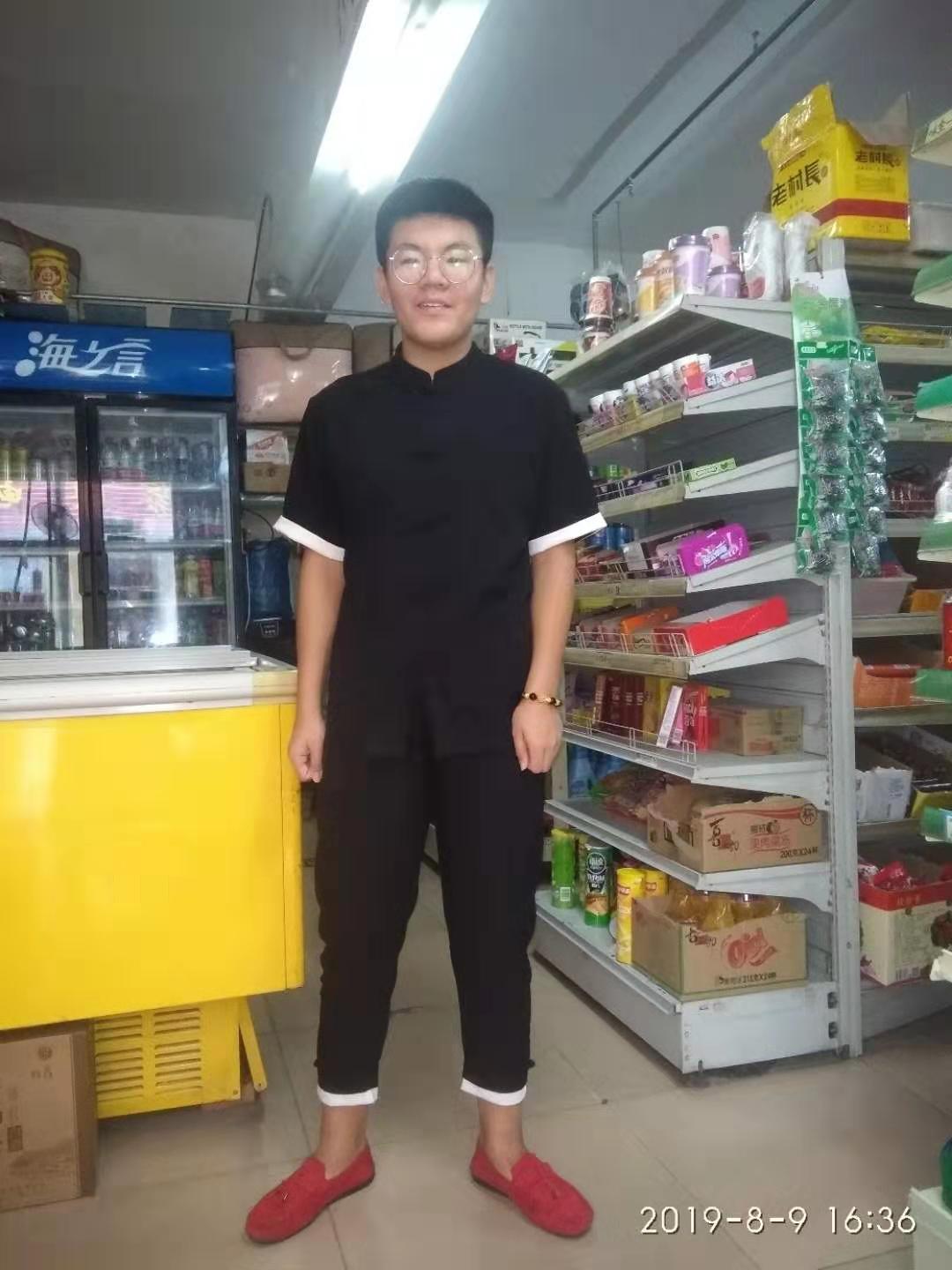 画家书法家王少博个人艺术简介,王少博画家简介,王少博作品价格,王少博个人简介,王少博艺术作品,书法家王少博简介,画家王少博简介