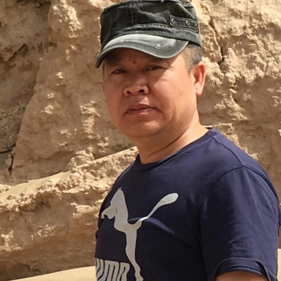 画家书法家李贇个人艺术简介,李贇画家简介,李贇作品价格,李贇个人简介,李贇艺术作品,书法家李贇简介,画家李贇简介