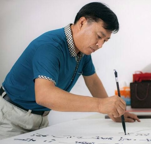 画家书法家蔡敏普个人艺术简介,蔡敏普画家简介,蔡敏普作品价格,蔡敏普个人简介,蔡敏普艺术作品,书法家蔡敏普简介,画家蔡敏普简介