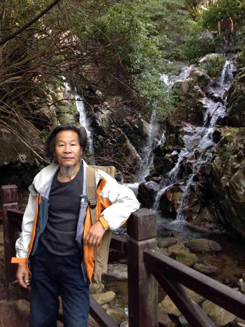画家书法家李成杰个人艺术简介,李成杰画家简介,李成杰作品价格,李成杰个人简介,李成杰艺术作品,书法家李成杰简介,画家李成杰简介