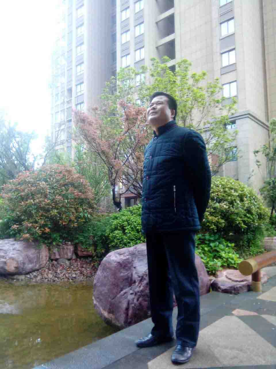 画家书法家庄业福个人艺术简介,庄业福画家简介,庄业福作品价格,庄业福个人简介,庄业福艺术作品,书法家庄业福简介,画家庄业福简介